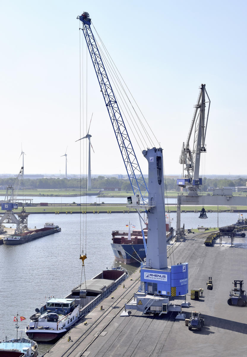 Mobilkrane Für Den Hafen Von Brownsville